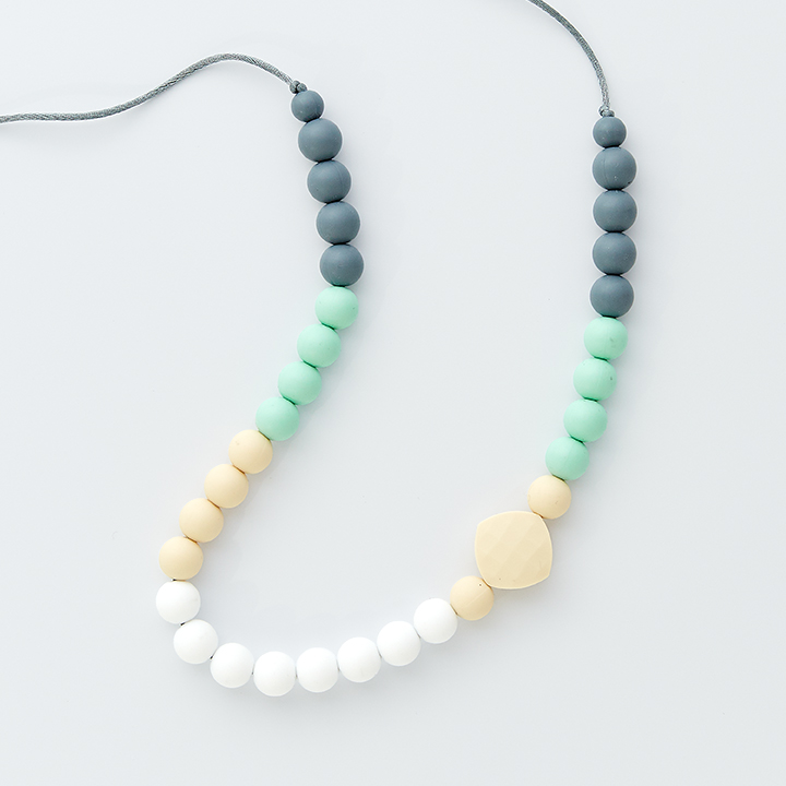 Baby Teething Necklace Greetabl