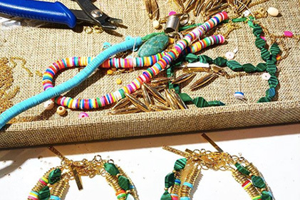 Gtb gift350 boho crystal keychain detail add2
